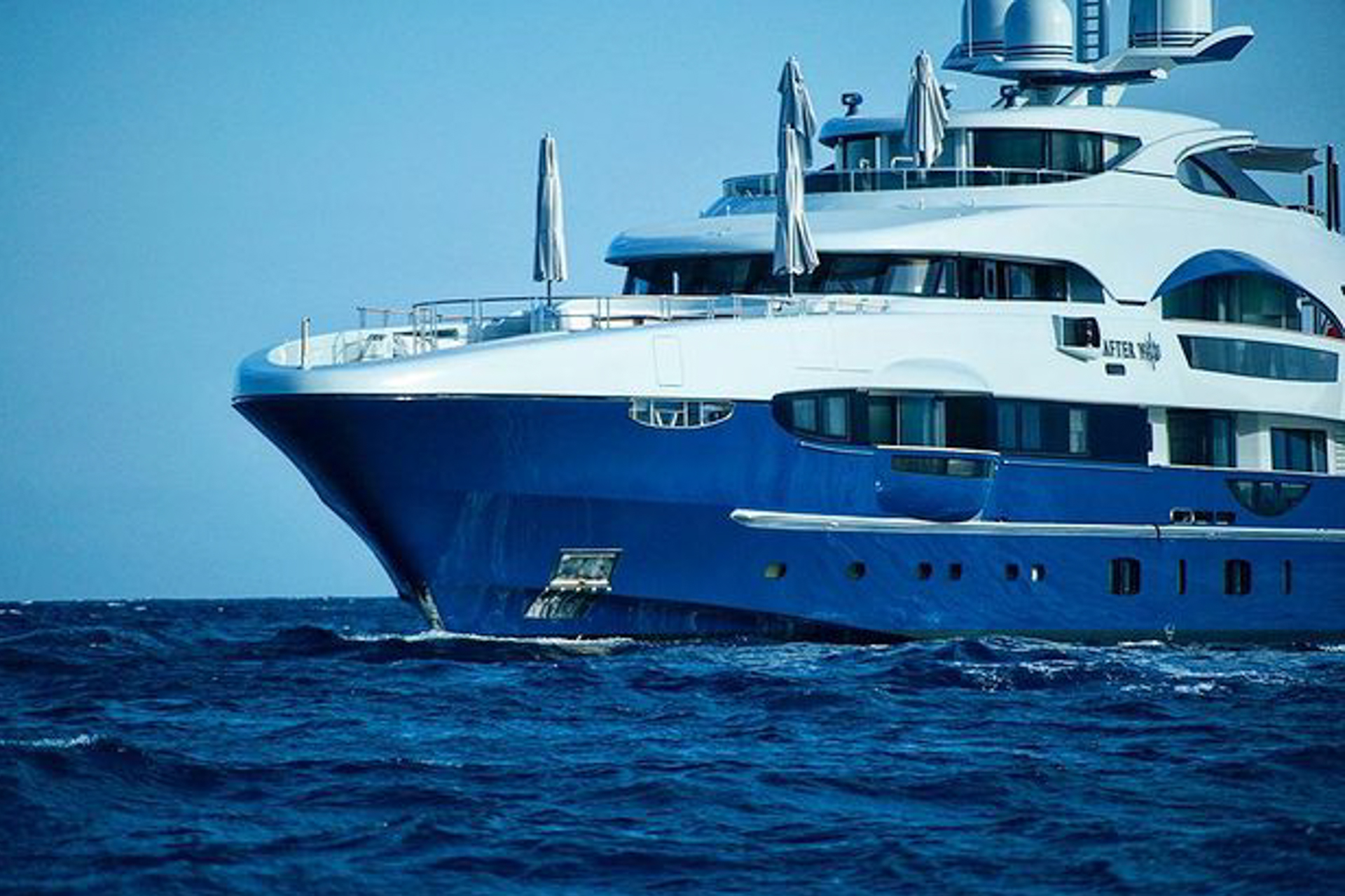 1-Super Yacht - Starboard bow shot.jpg