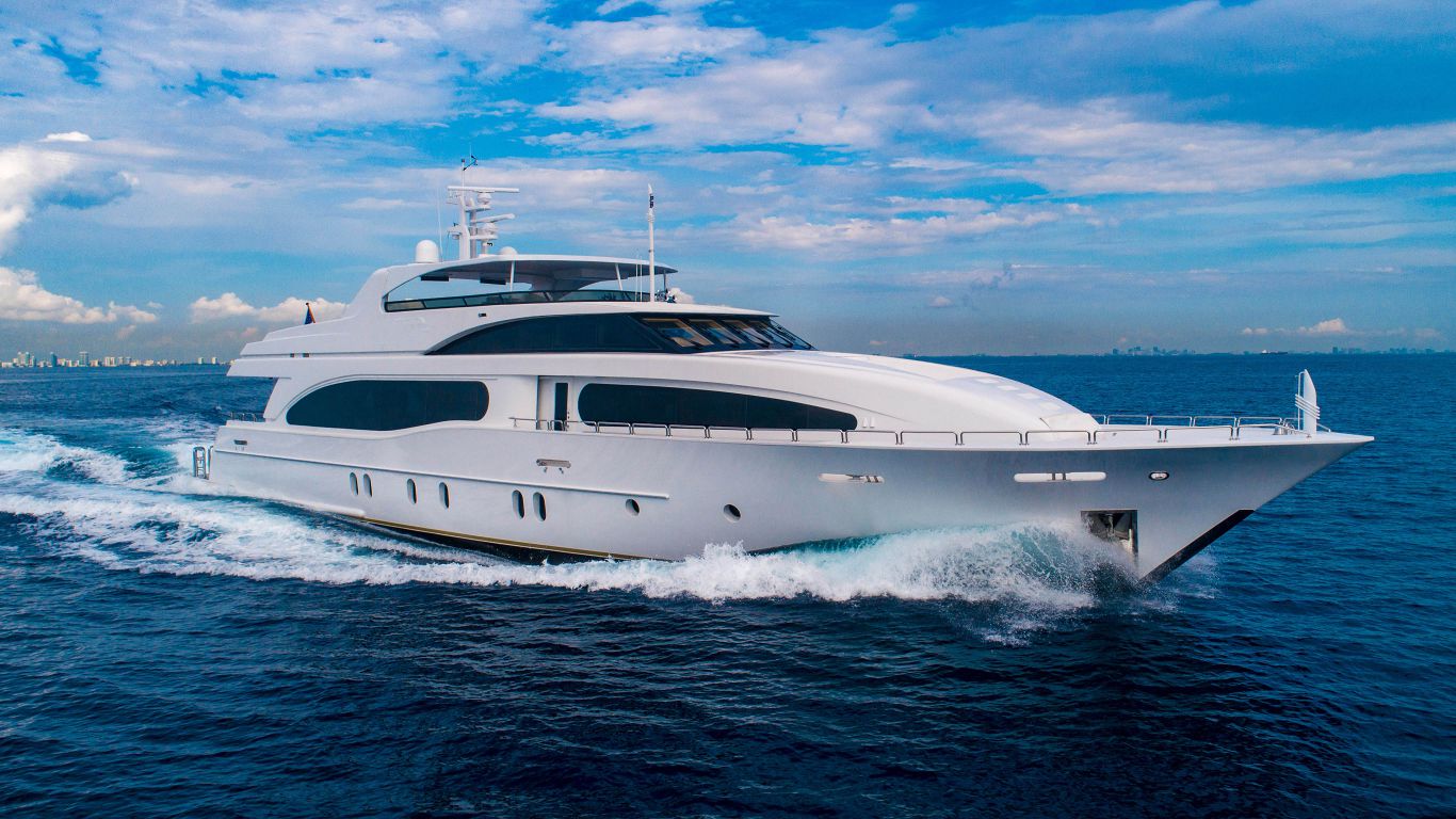 101 Superyacht CAMILLE.jpg