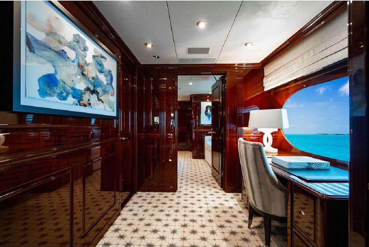 403 Master suite office.jpg