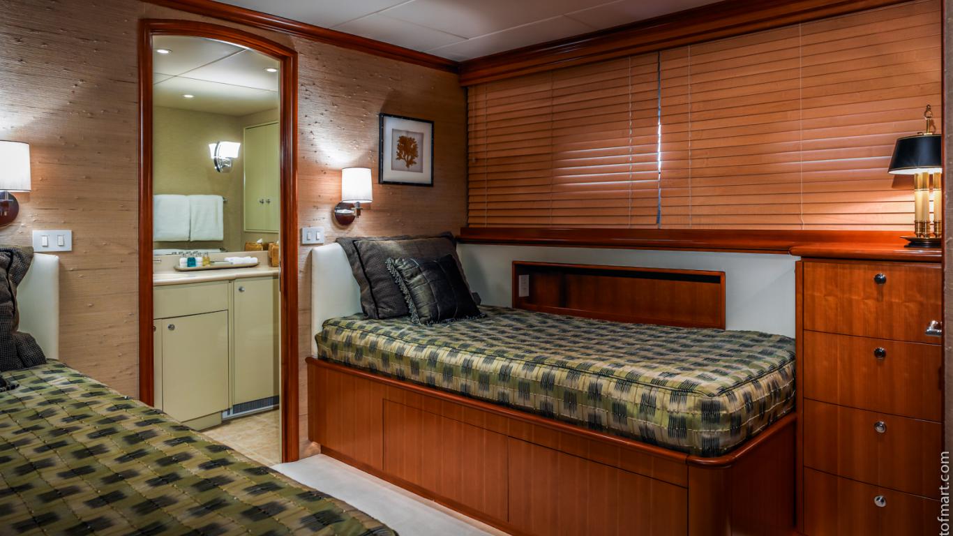 404 Twin suite.jpg