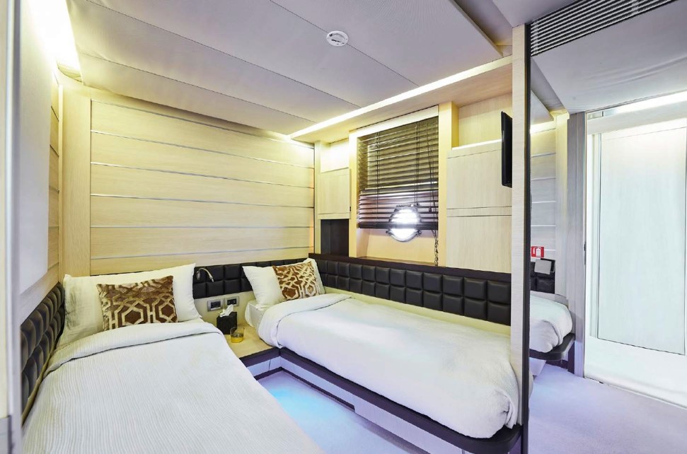 406 Twin suite.jpg