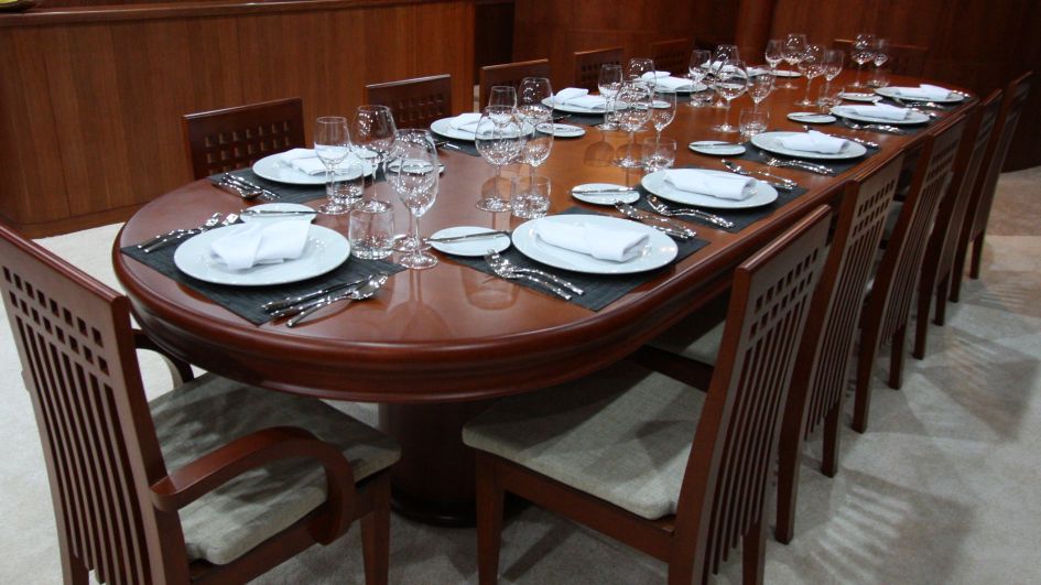 Dining 00005.jpg