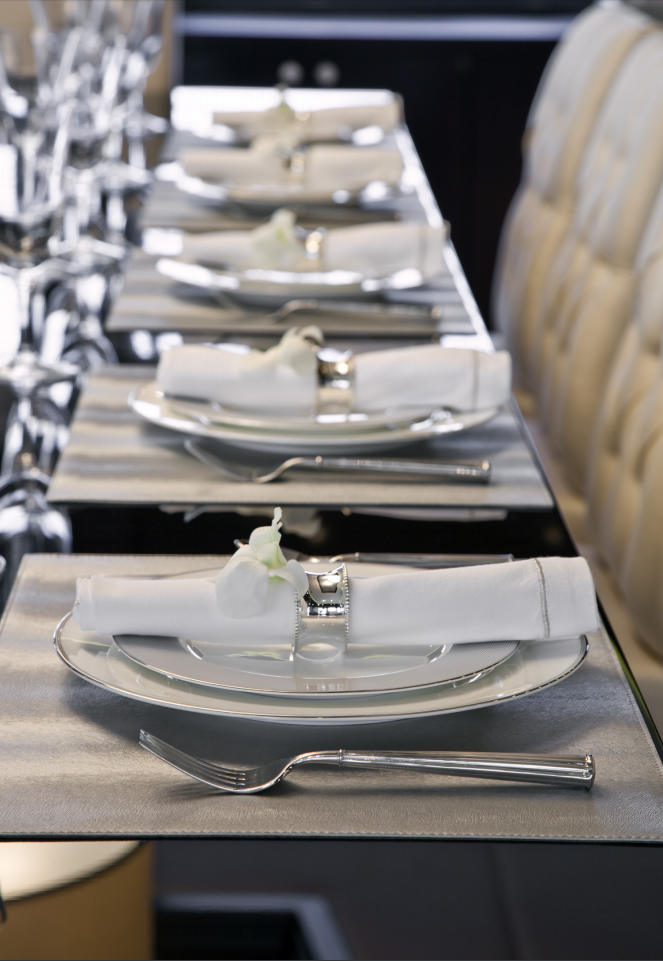 Dining table 00003.png