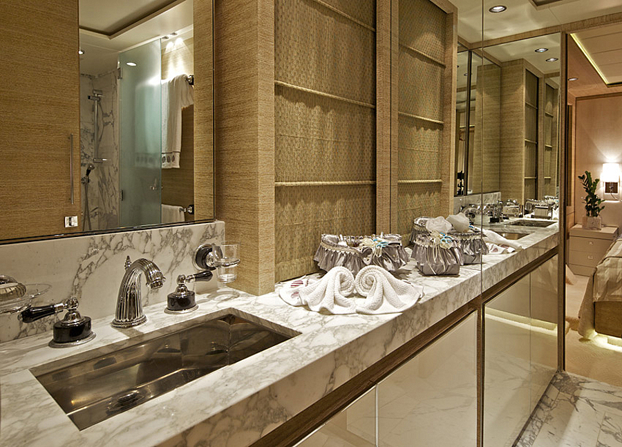 En suite bathroom.jpg