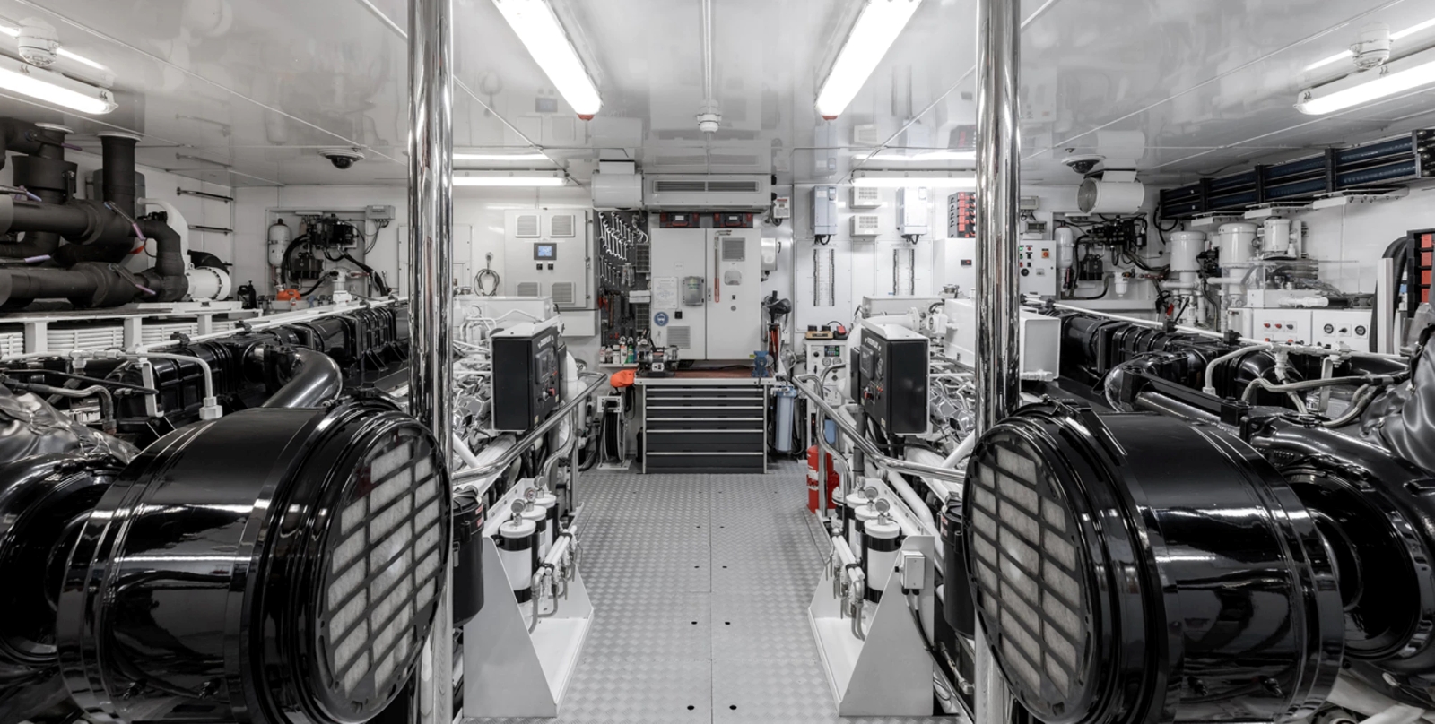 Engine Room 01.jpg