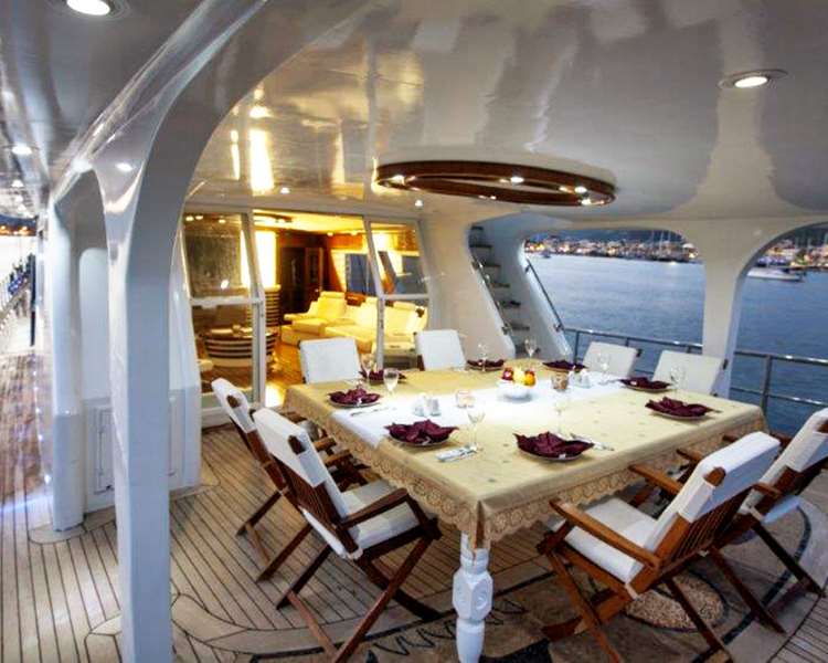 Exterior Living Spaces 00011.jpg