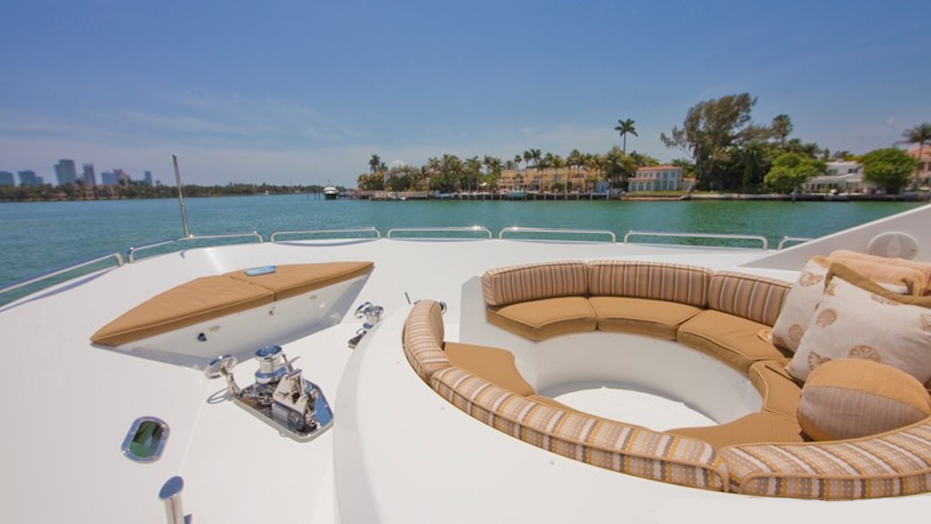 Exterior living spaces 00005.jpg