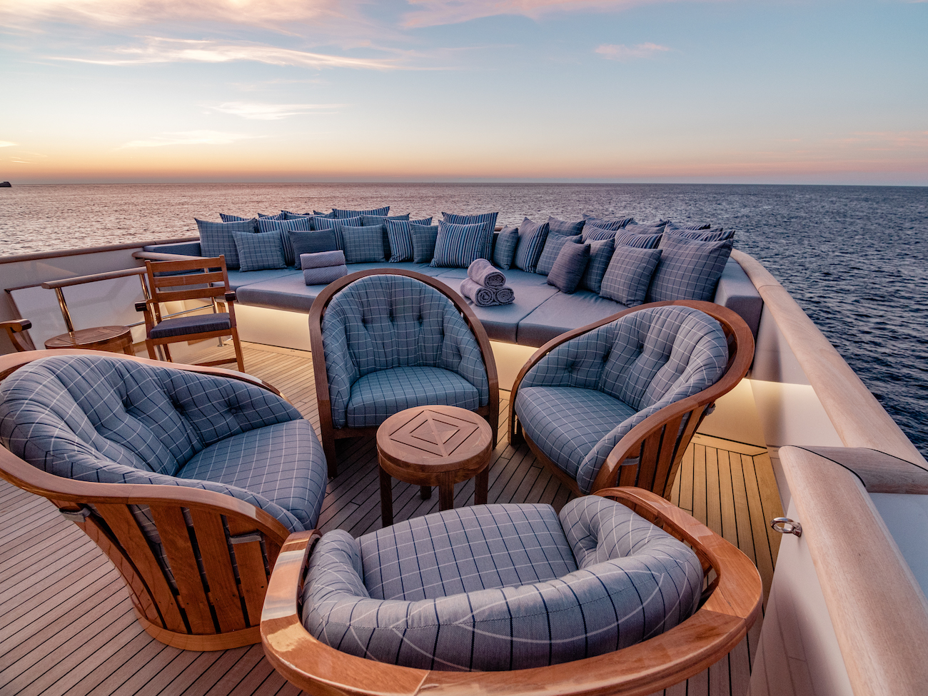 Exterior sunbathing and relaxation area.jpg