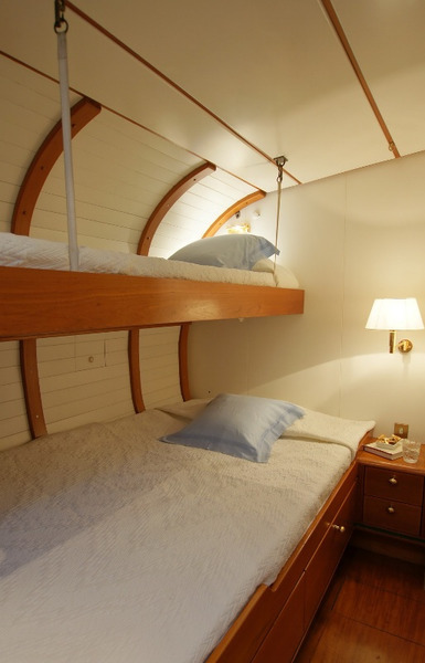 Guest cabin  00012.jpg