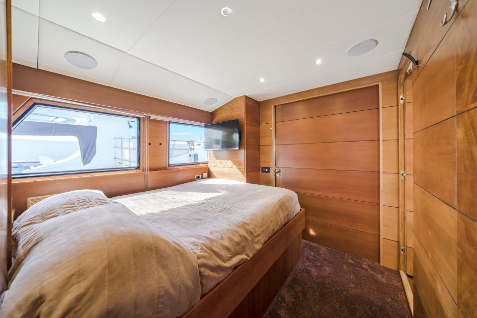 Guest cabin  2.jpg