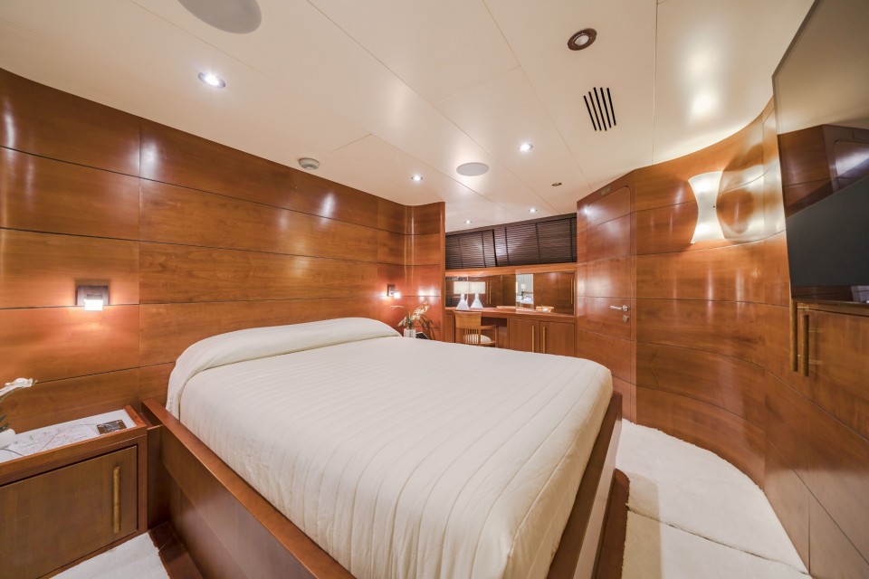 Guest cabin  5.jpg