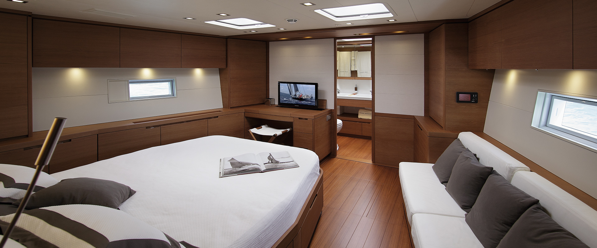 Guest cabins 00002.jpg