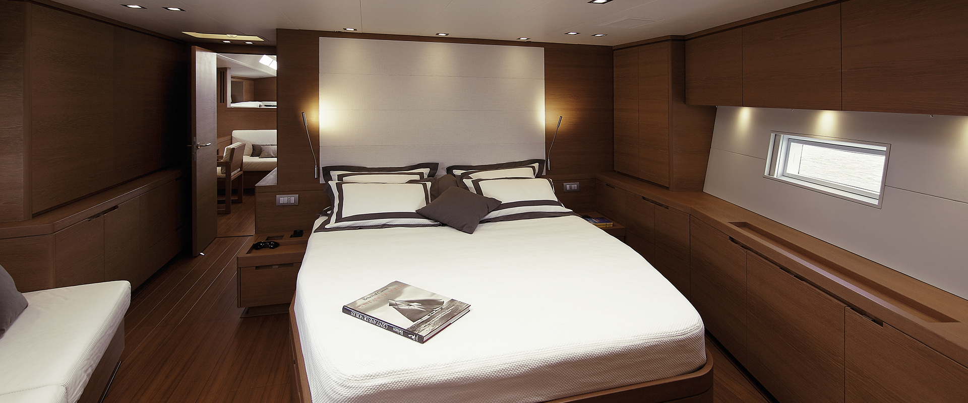 Guest cabins 00003.jpg