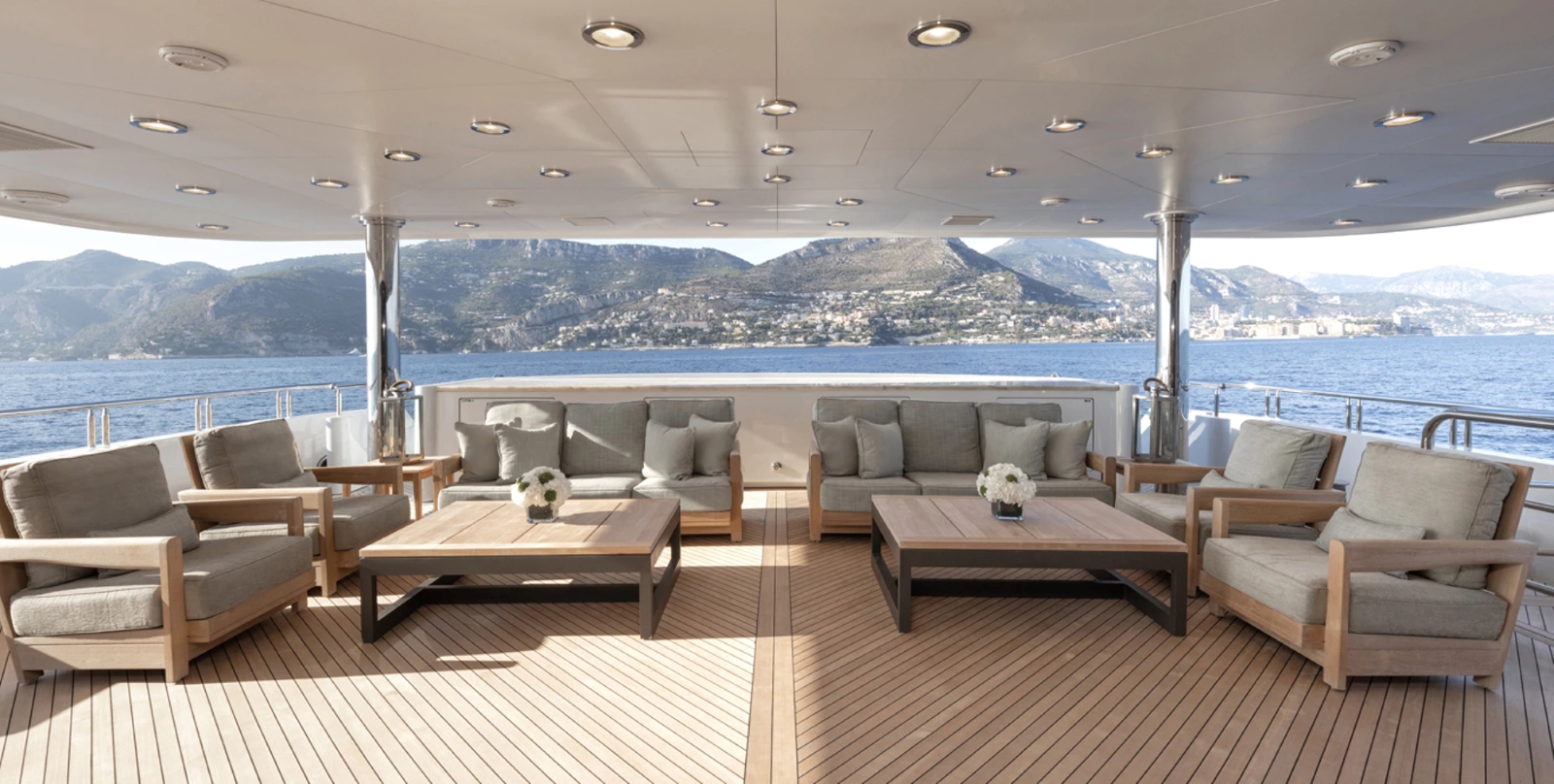 Interior Relaxation Area with beautiful sea views.jpg