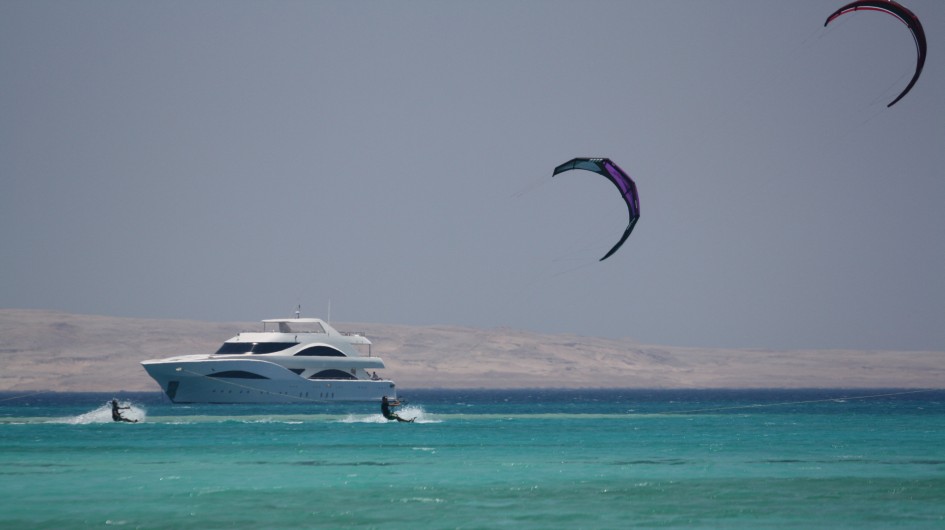 Kite Surfing 00001.jpg