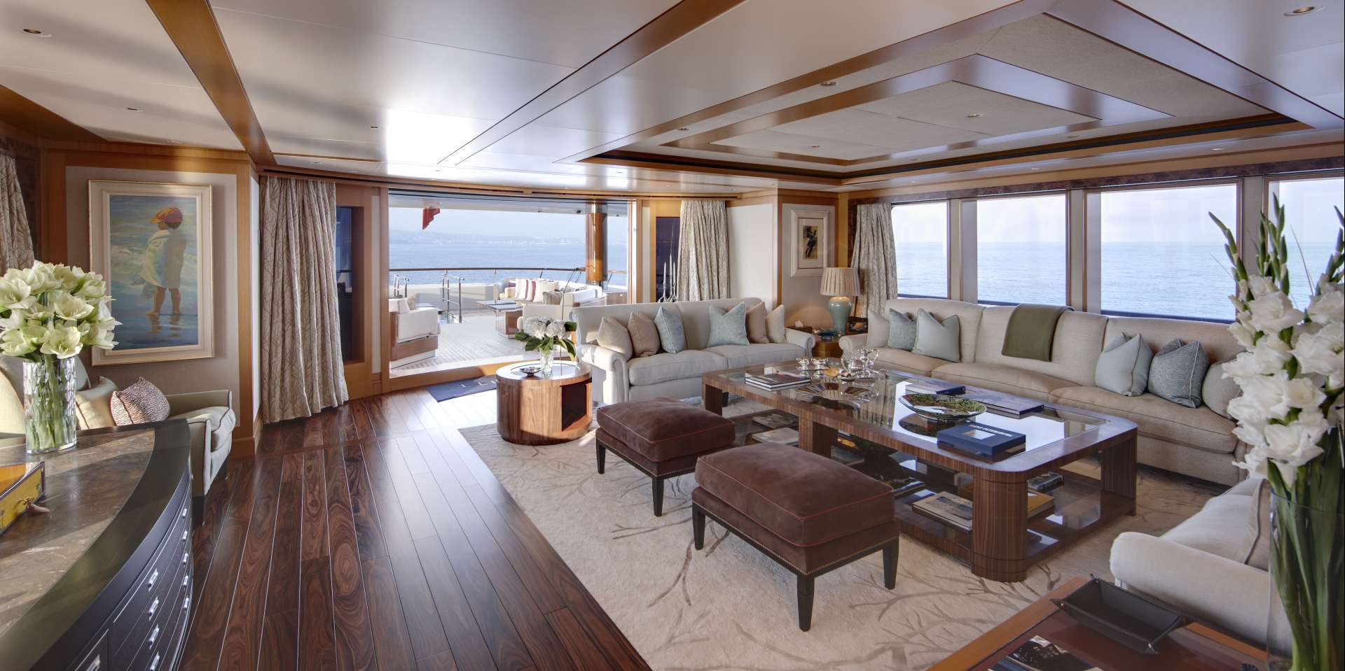 Main lounge.jpg