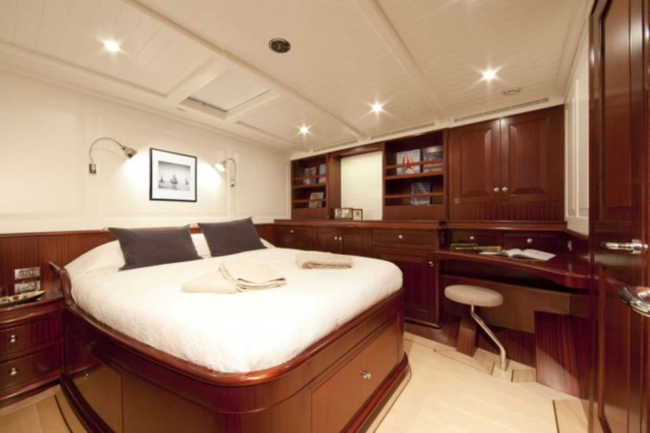 Master stateroom.jpg