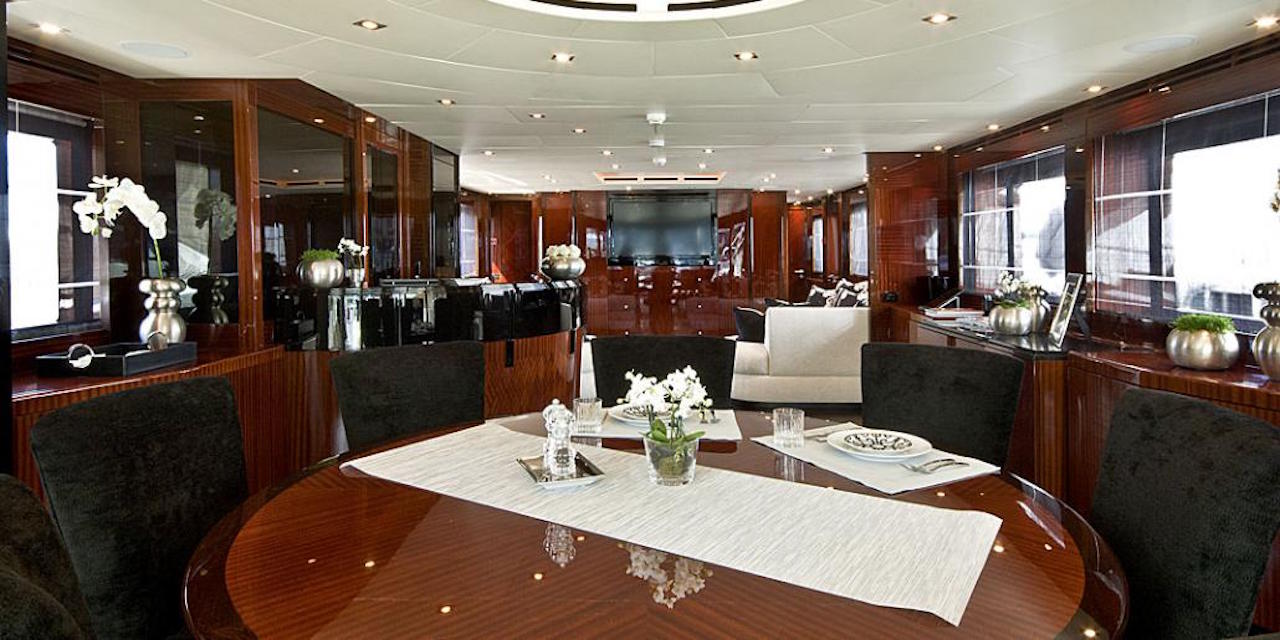 Salon 0934.jpg