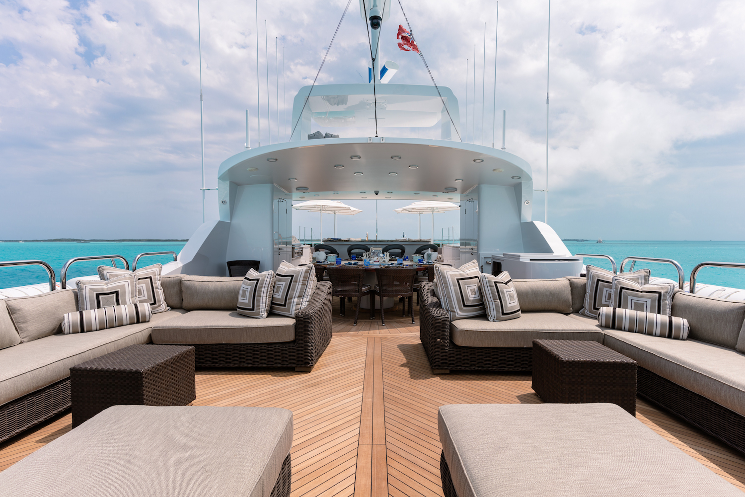 Sun Deck seating and sunning looking aft - Photo Credit Ocean Air Media.jpg