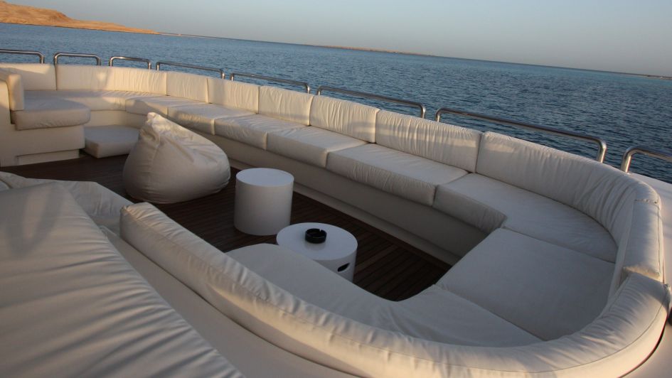 Sundeck00007.jpg