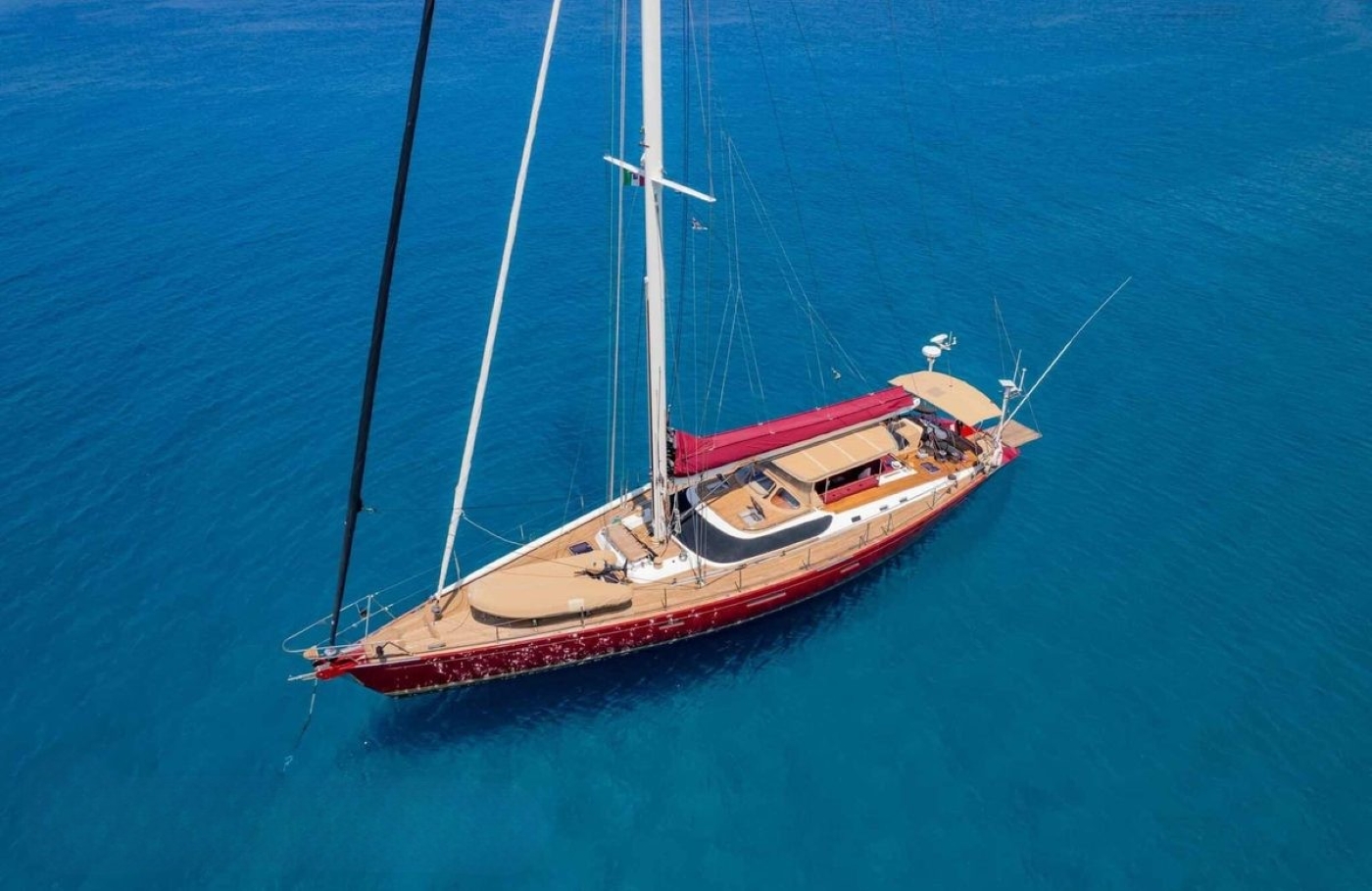 Superyacht LILLA.jpg