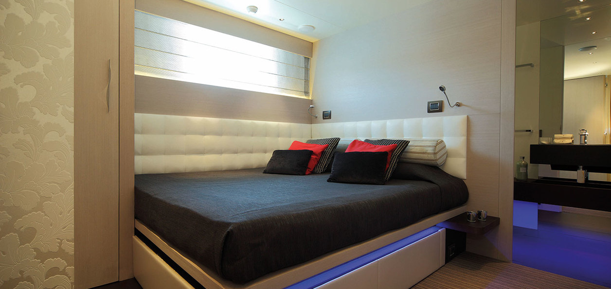 VIP CABIN.jpg