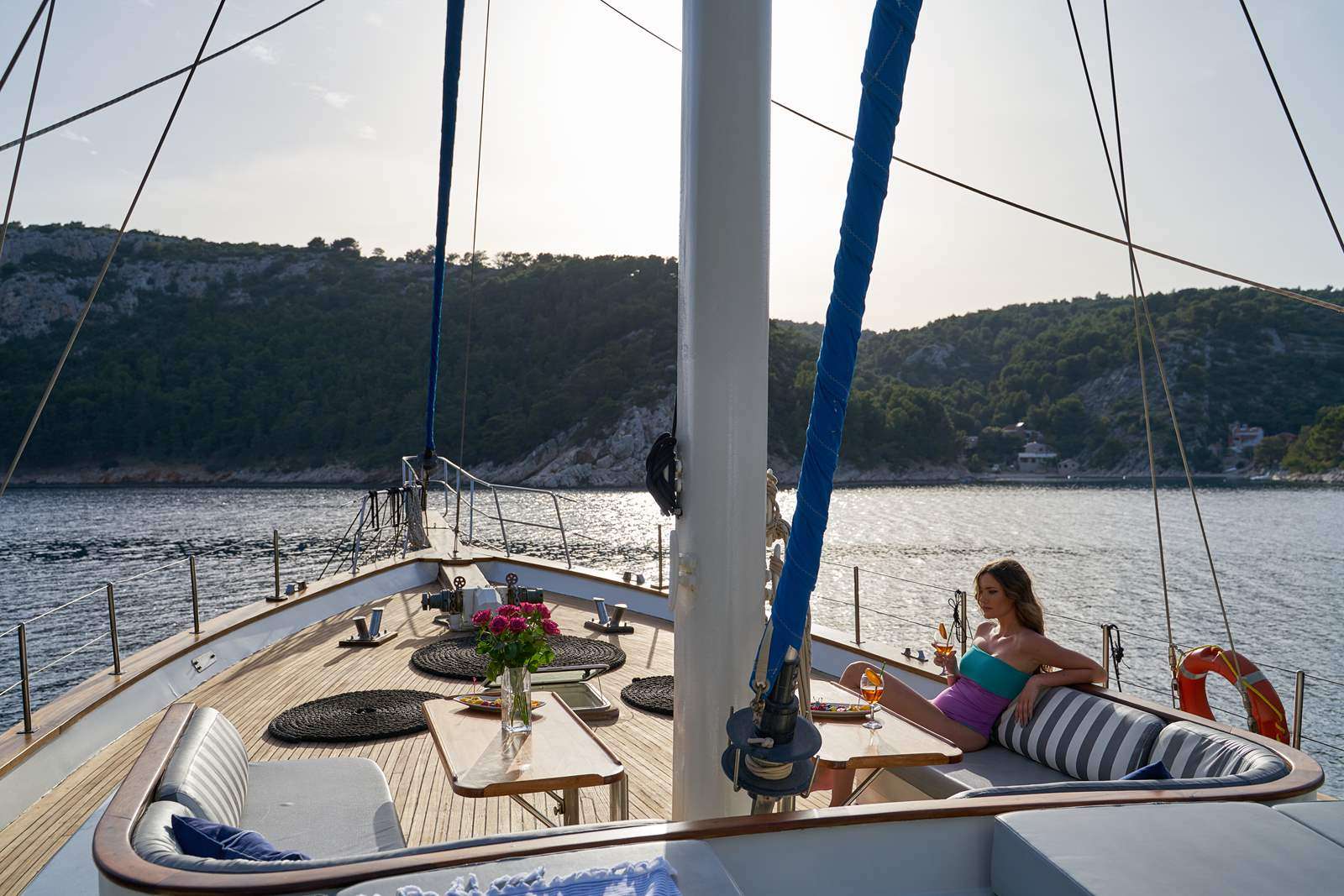 deck seating.jpg