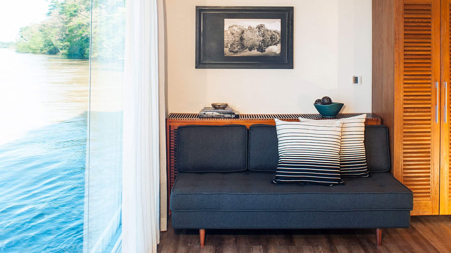 design studio seating area.jpg