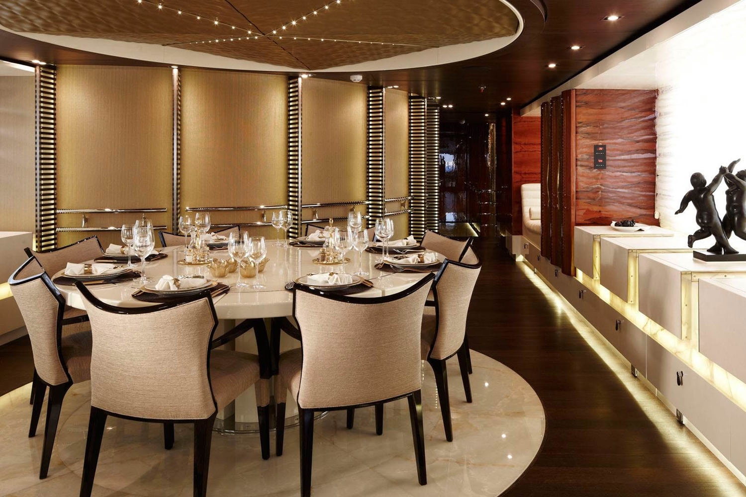 dining table.jpg