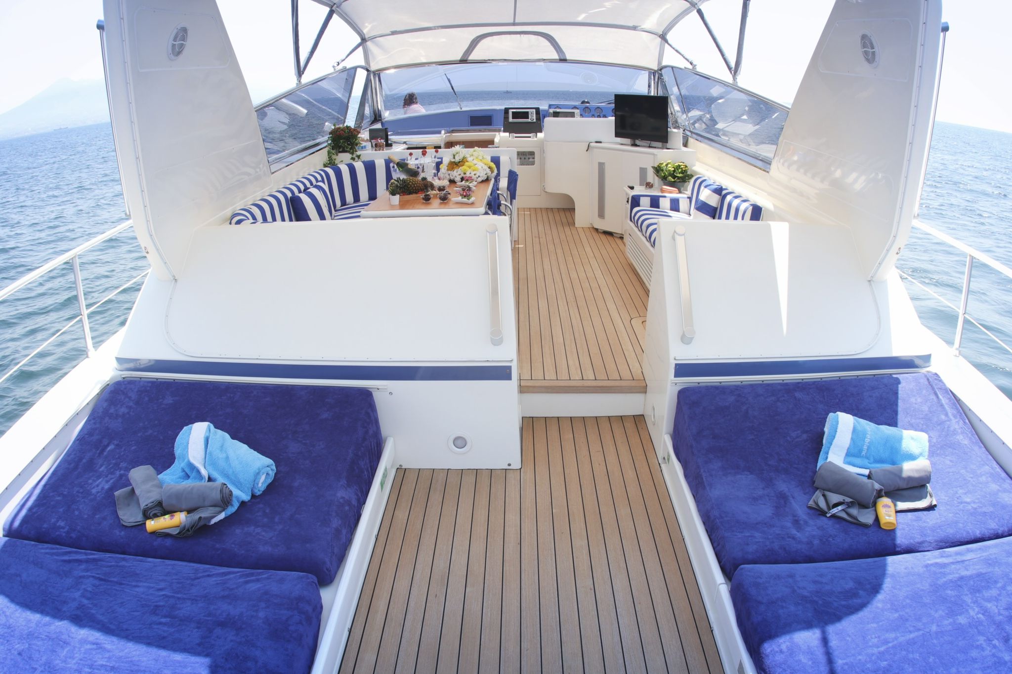 flybridge  .jpg