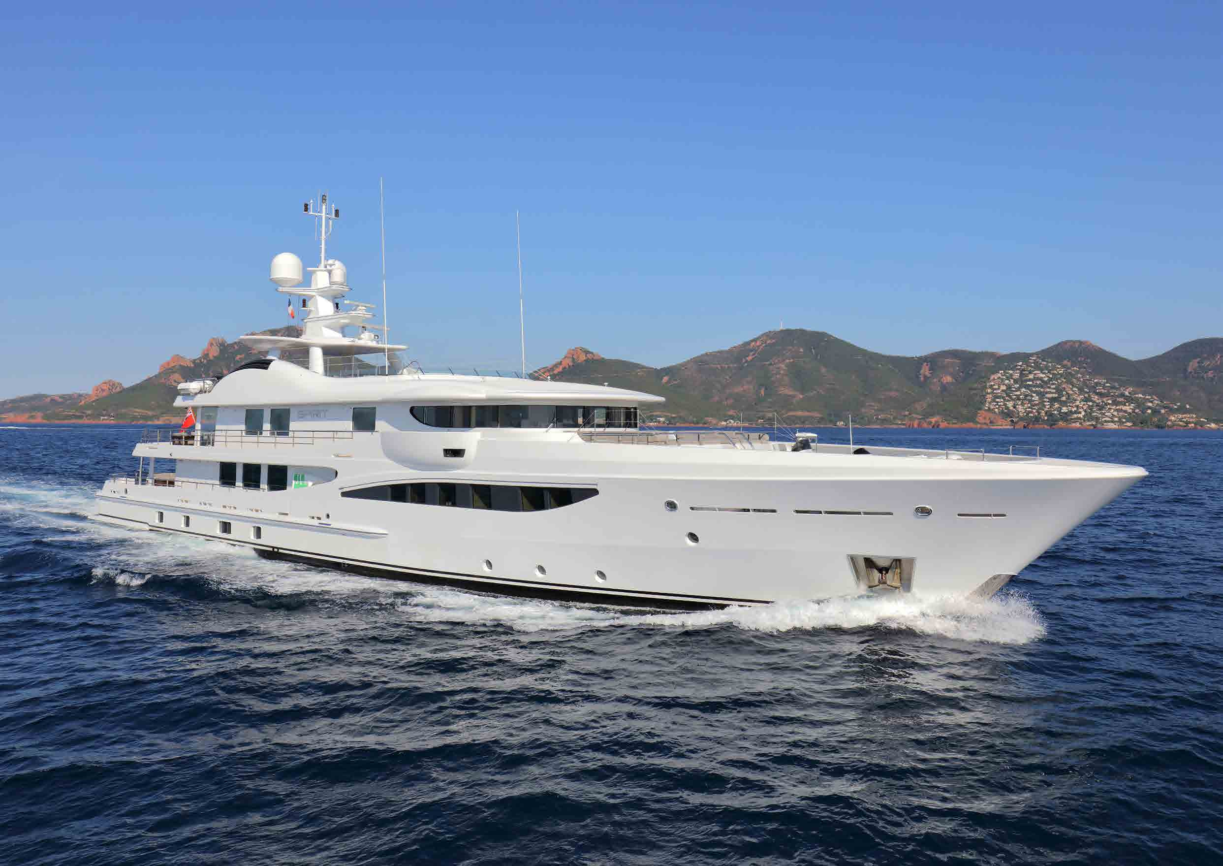 luxury superyacht SPIRIT.png
