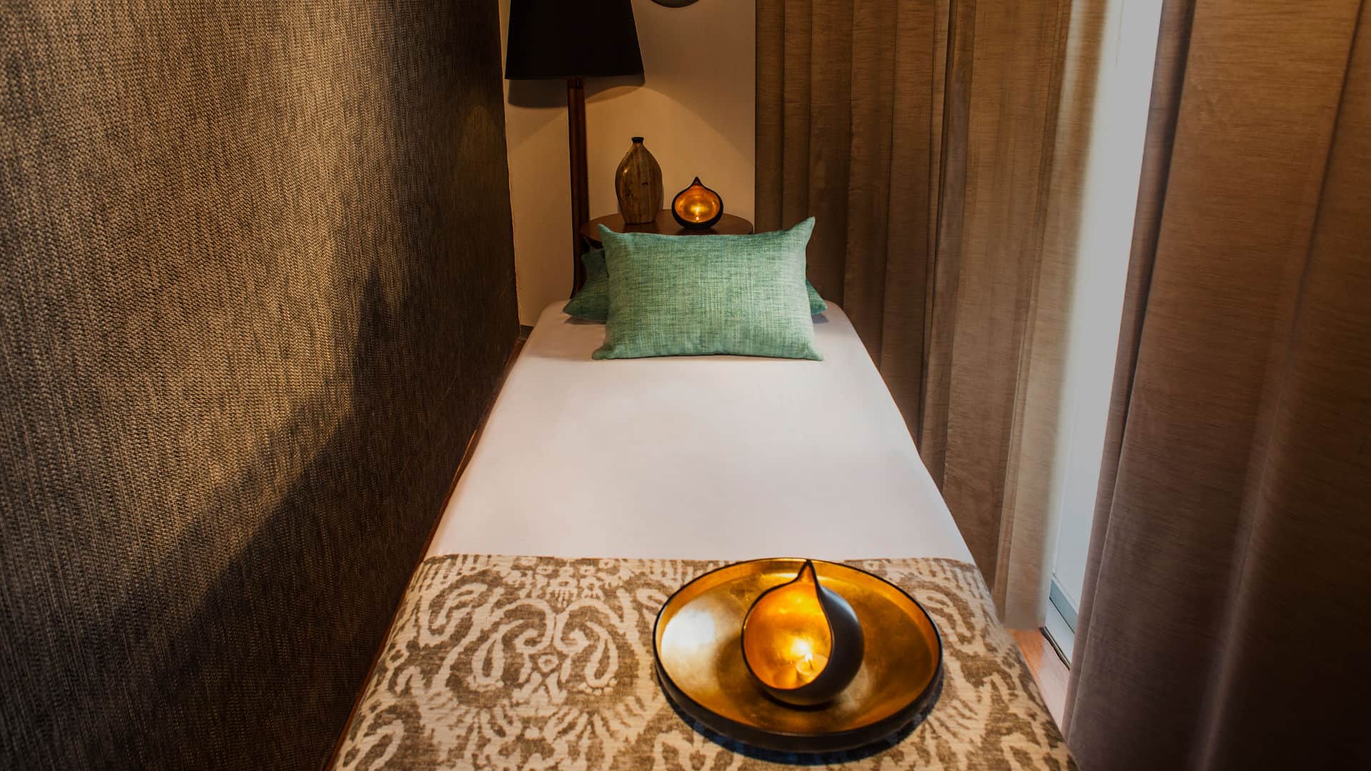 massage room.jpg