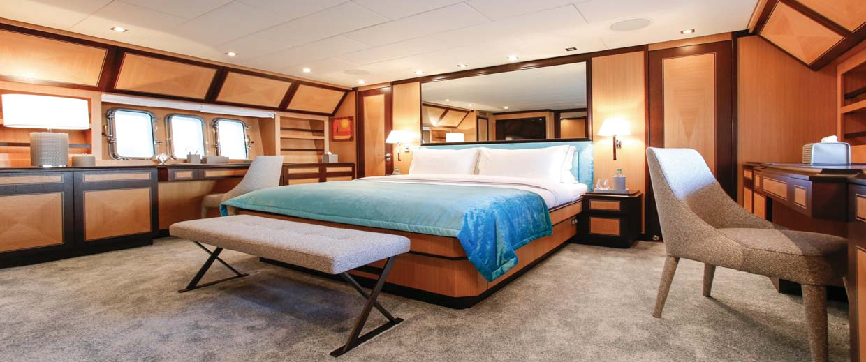 master cabin.png