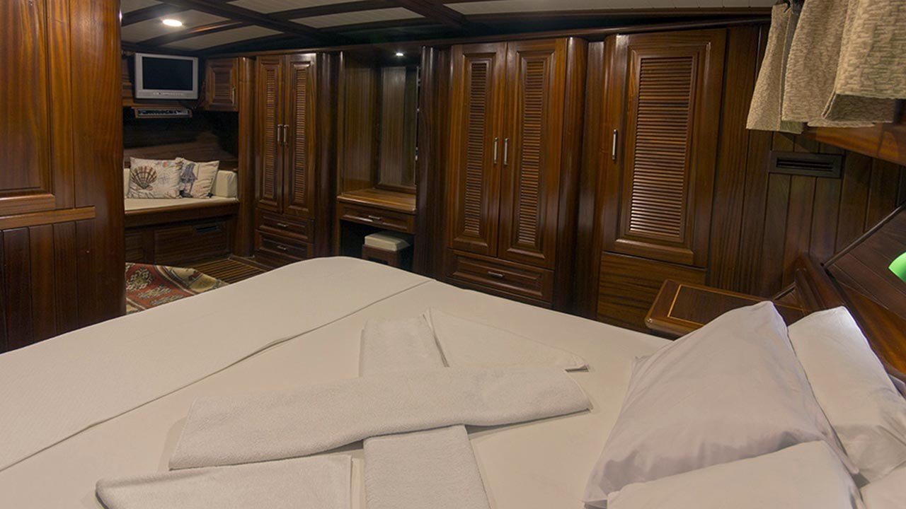 master stateroom  .jpg