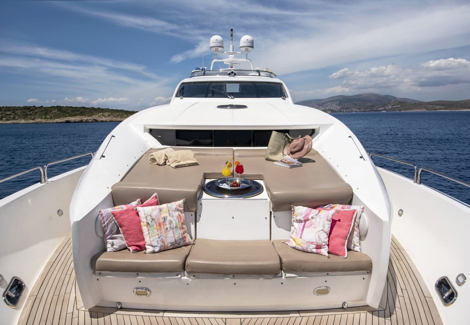 motor yacht MI ALMA11.jpg