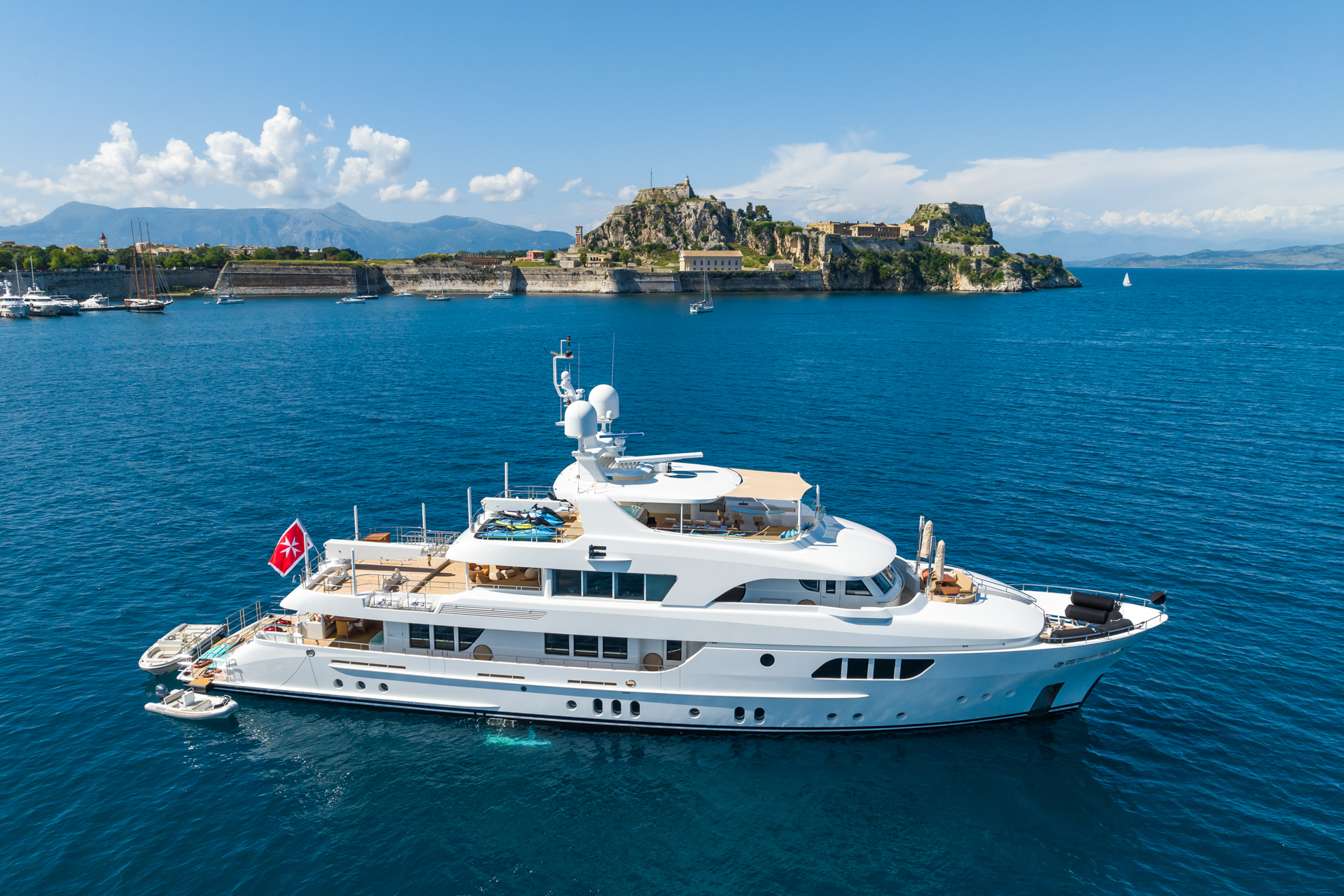 motor yacht SERENITY.jpg