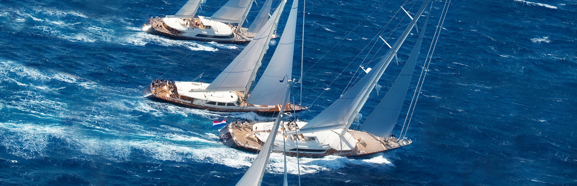 perini-navi-superyachts-regatta.jpg