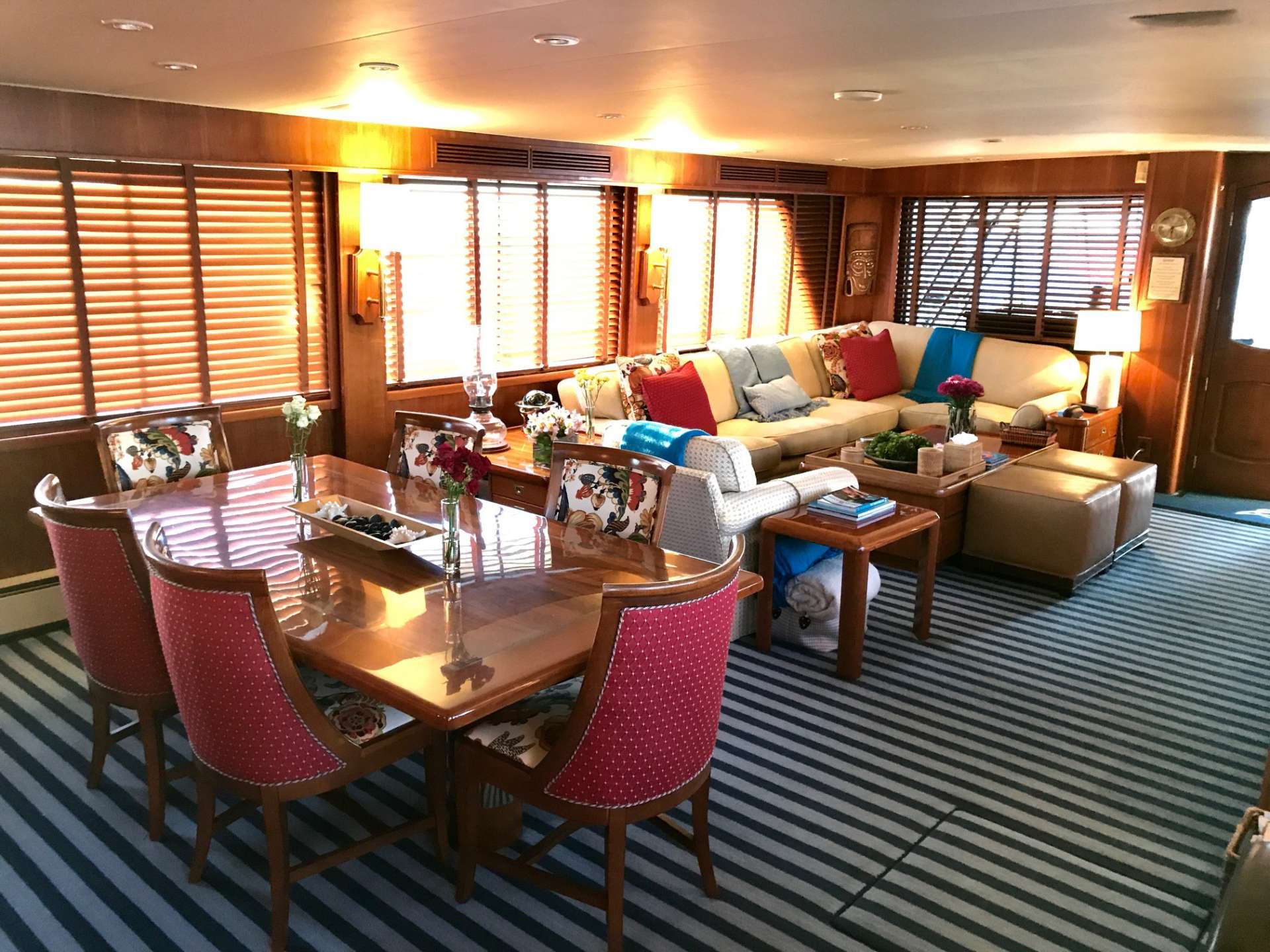 salon and dining.jpg