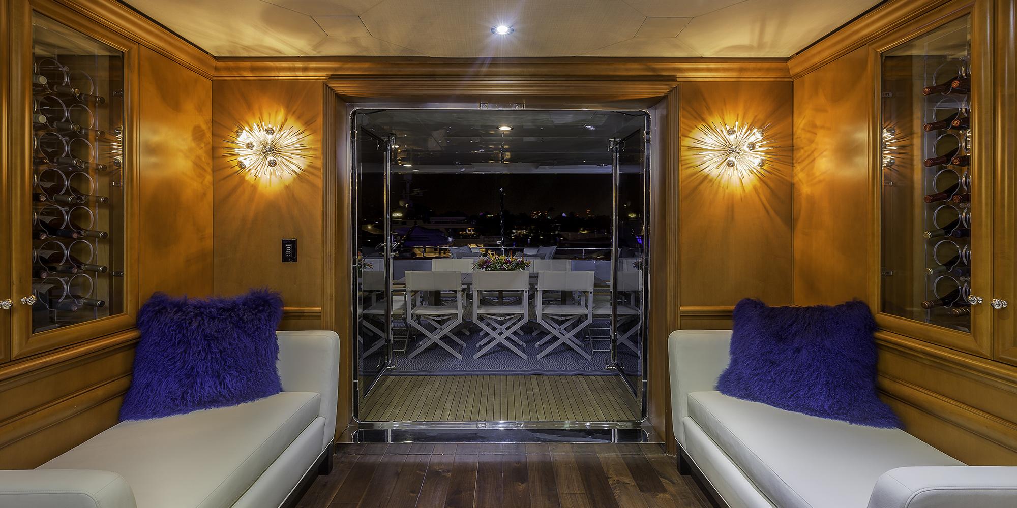 sky lounge looking out at aft deck.jpg