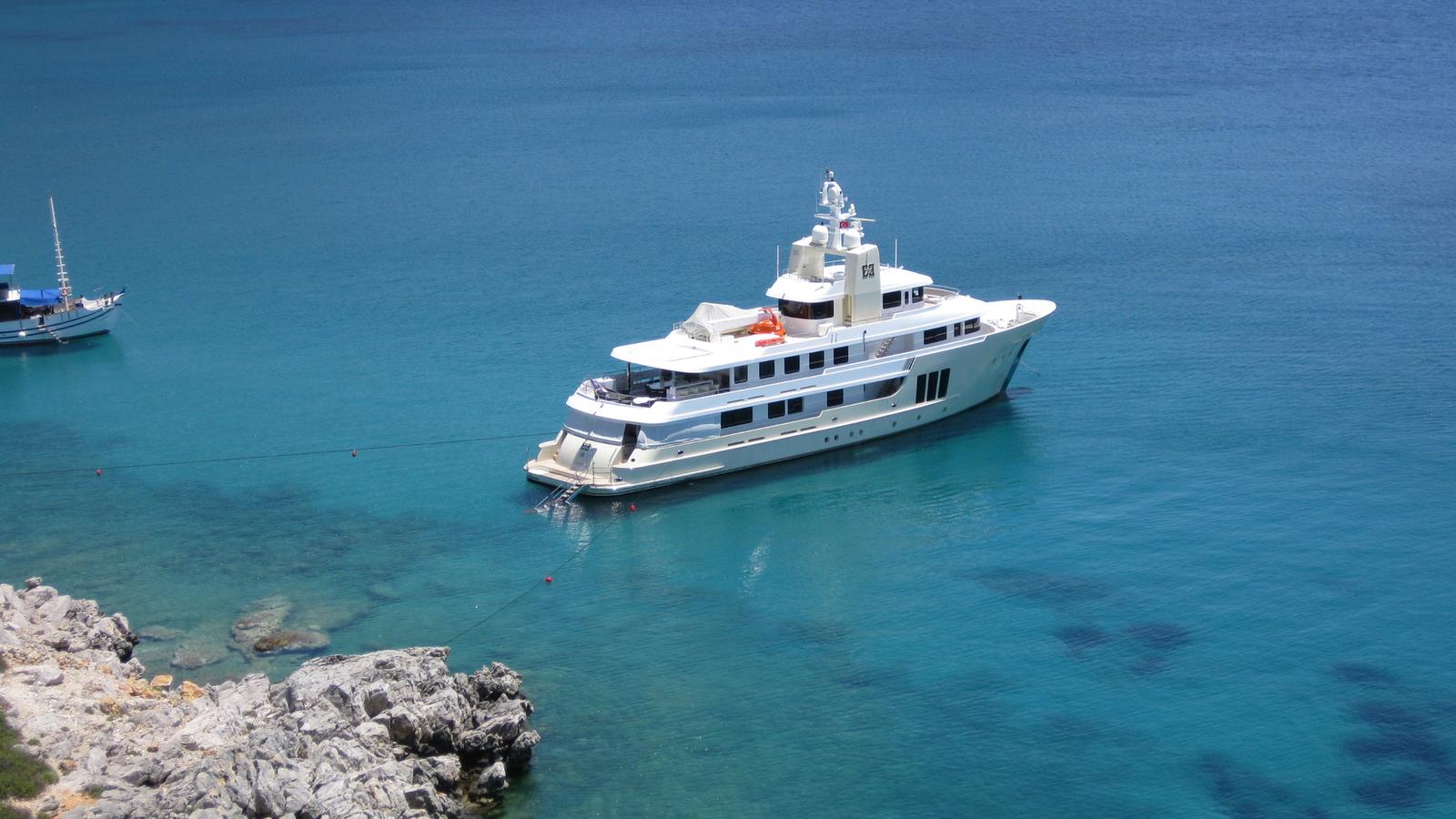 stern to in the Mediterranean.jpg