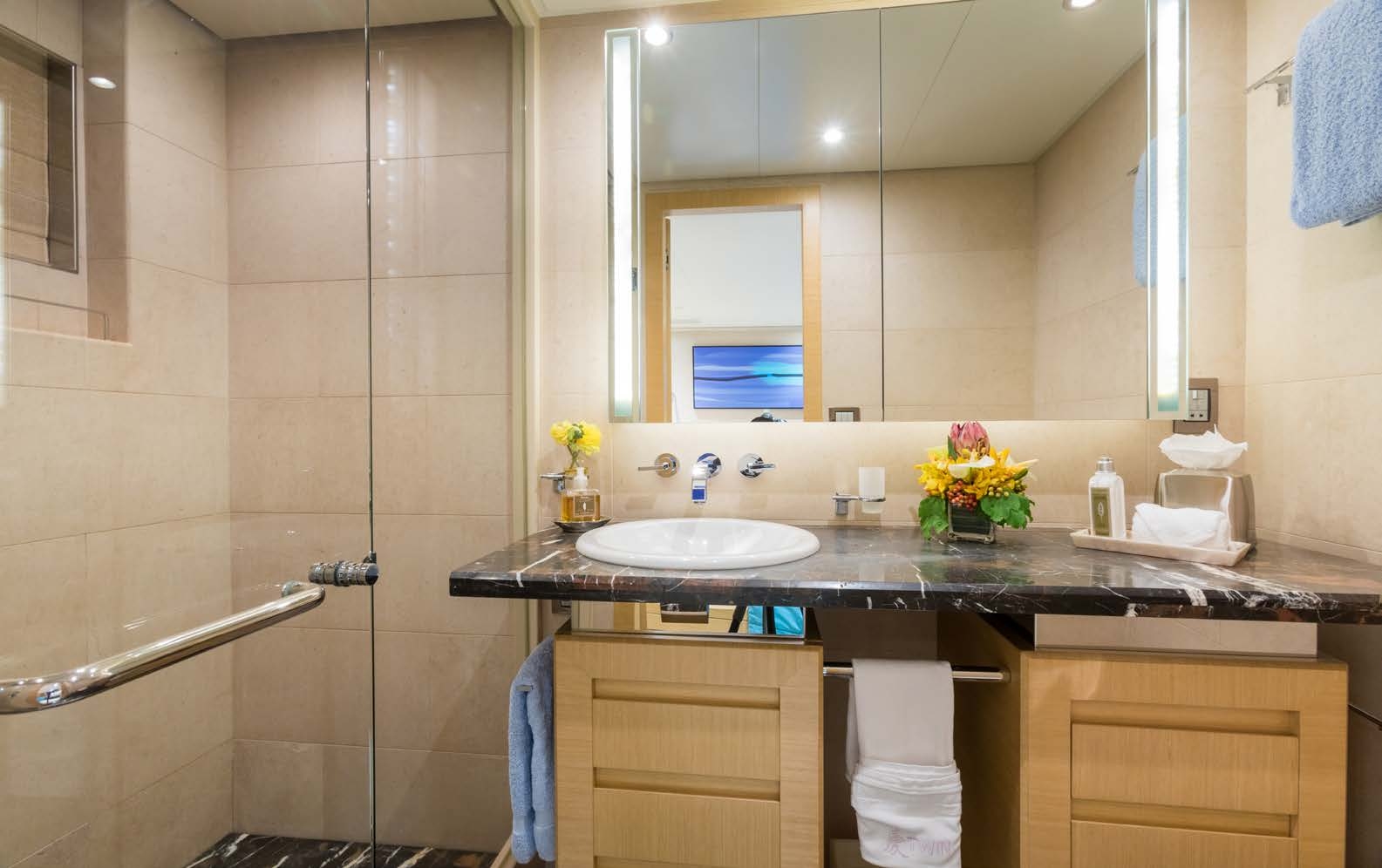 twin cabin bathroom.jpg