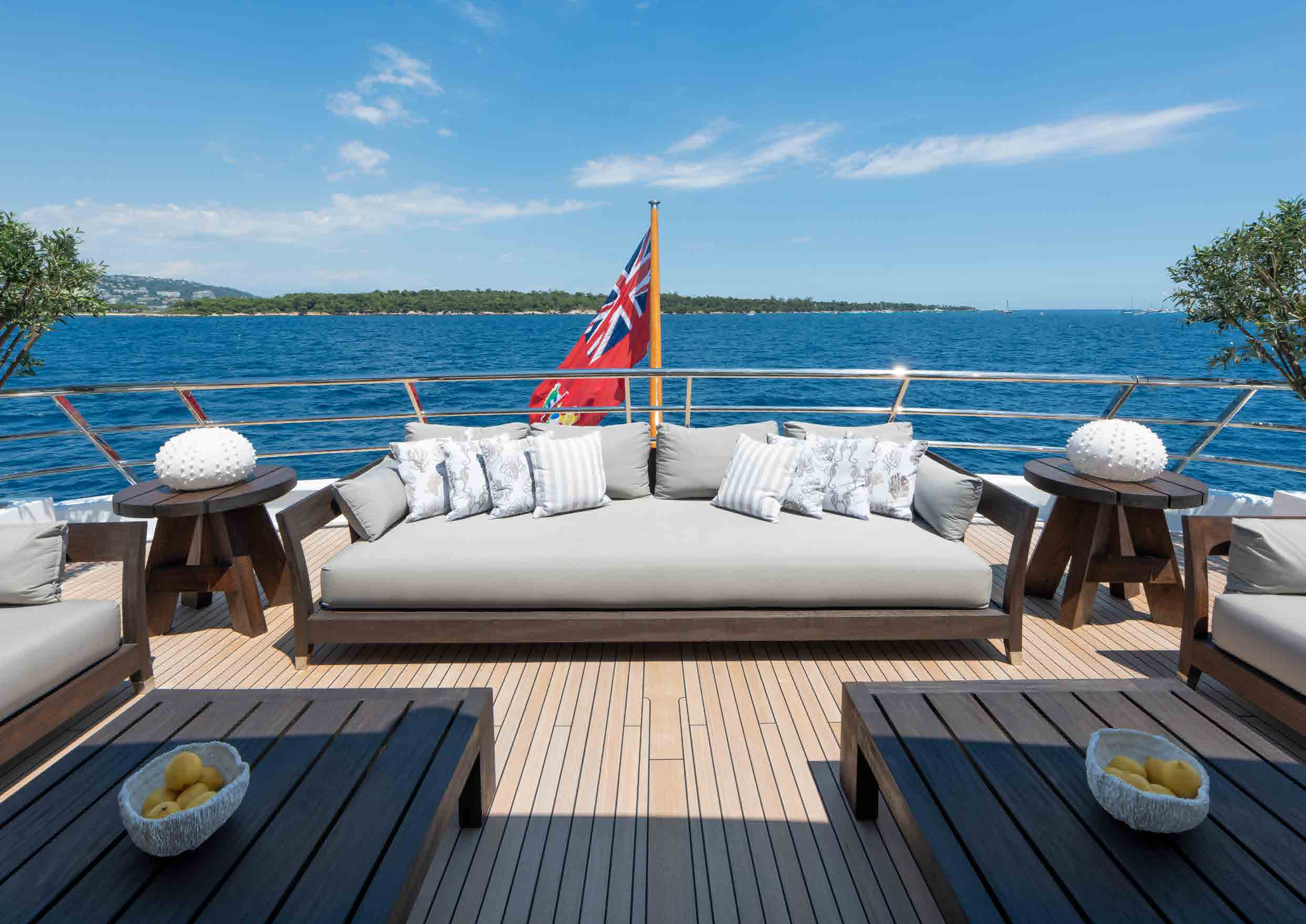 upper deck seating aft.png