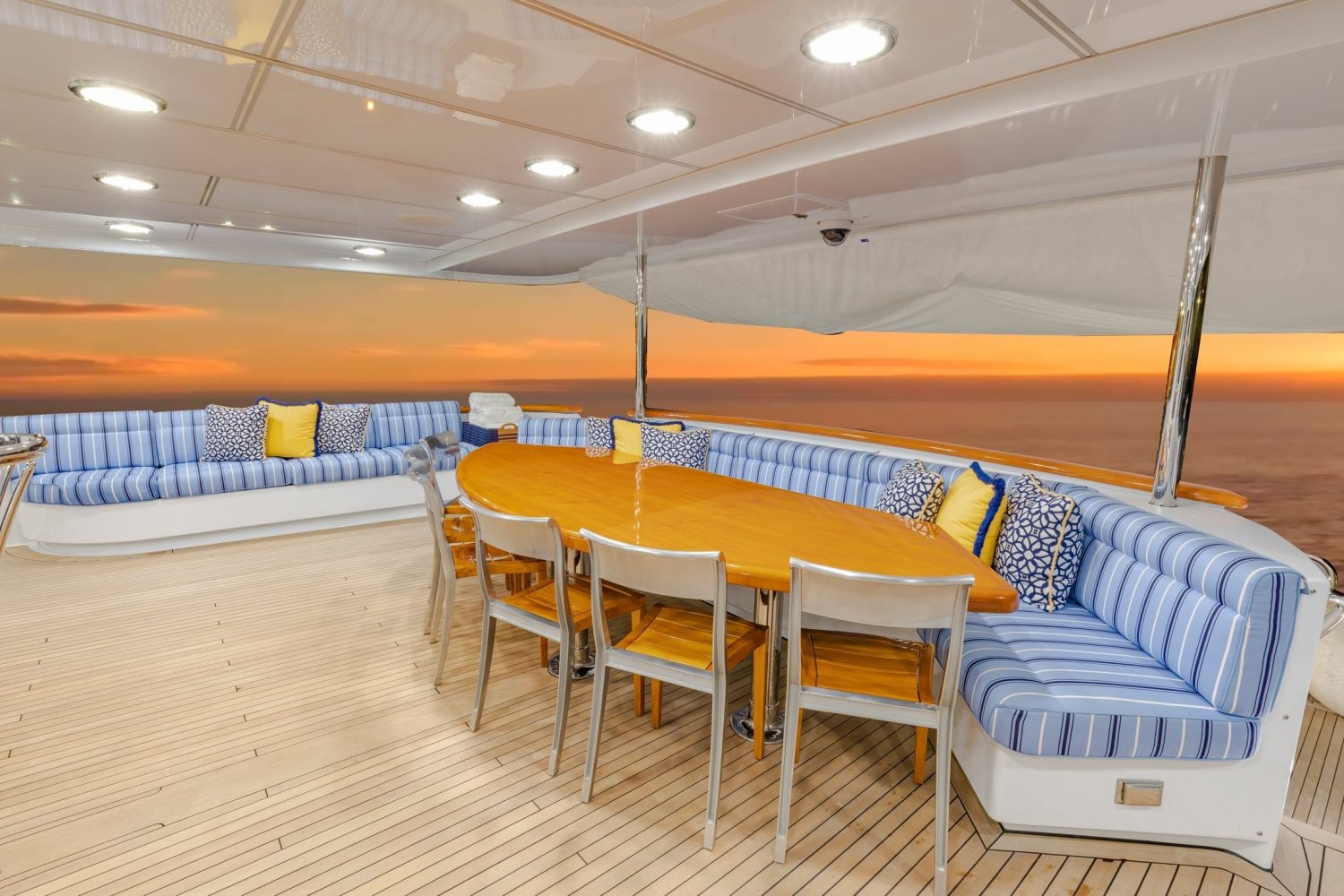 upper deck.jpg