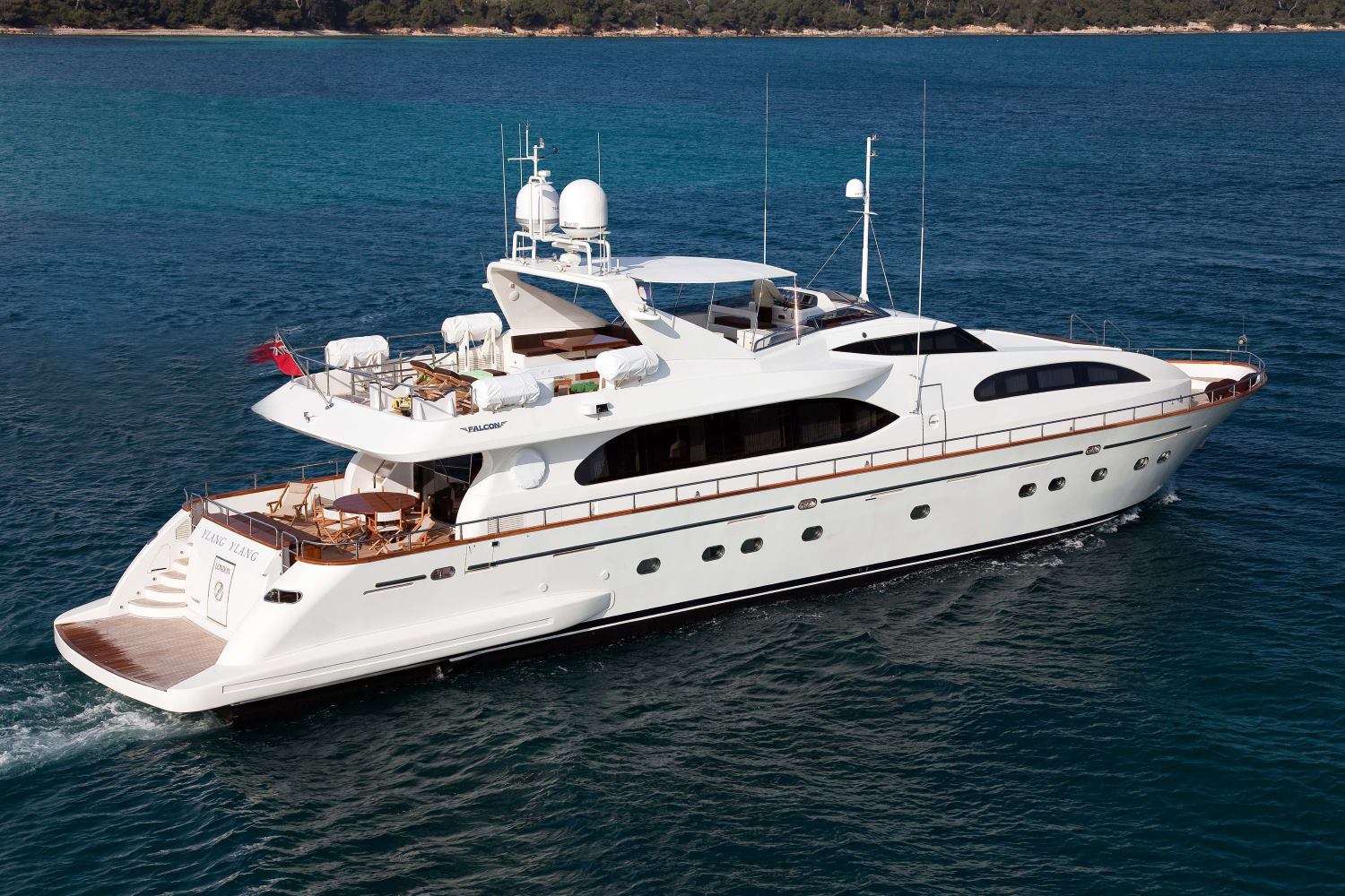 yacht YLANG YLANG by Falcon 2.jpg