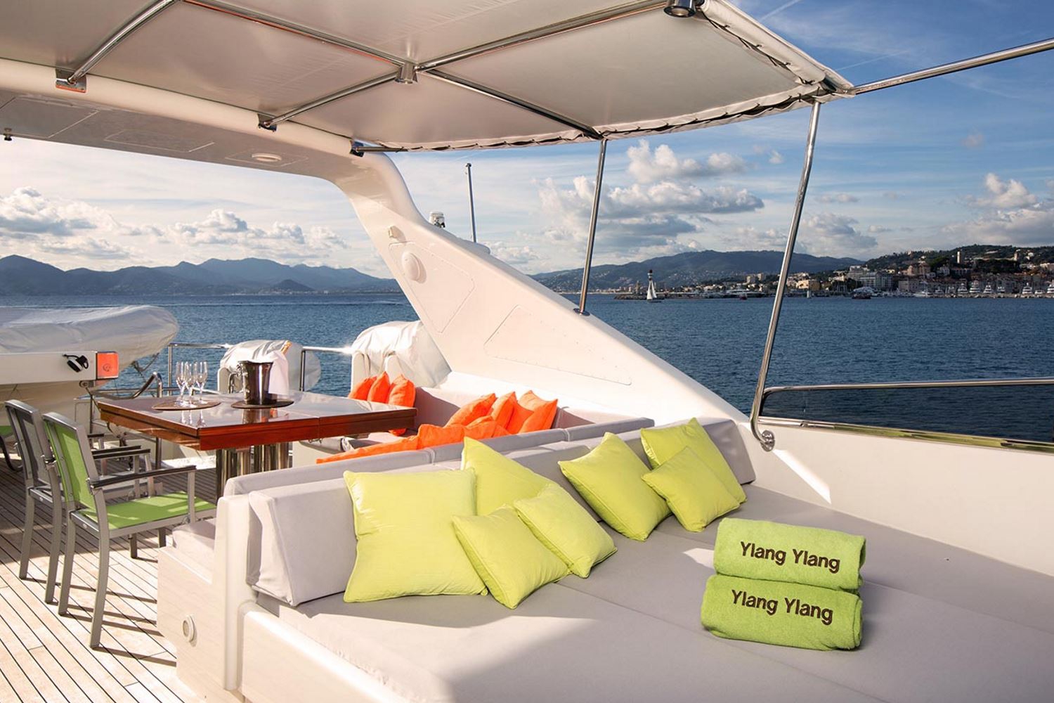 yacht YLANG YLANG by Falcon sundeck.jpg