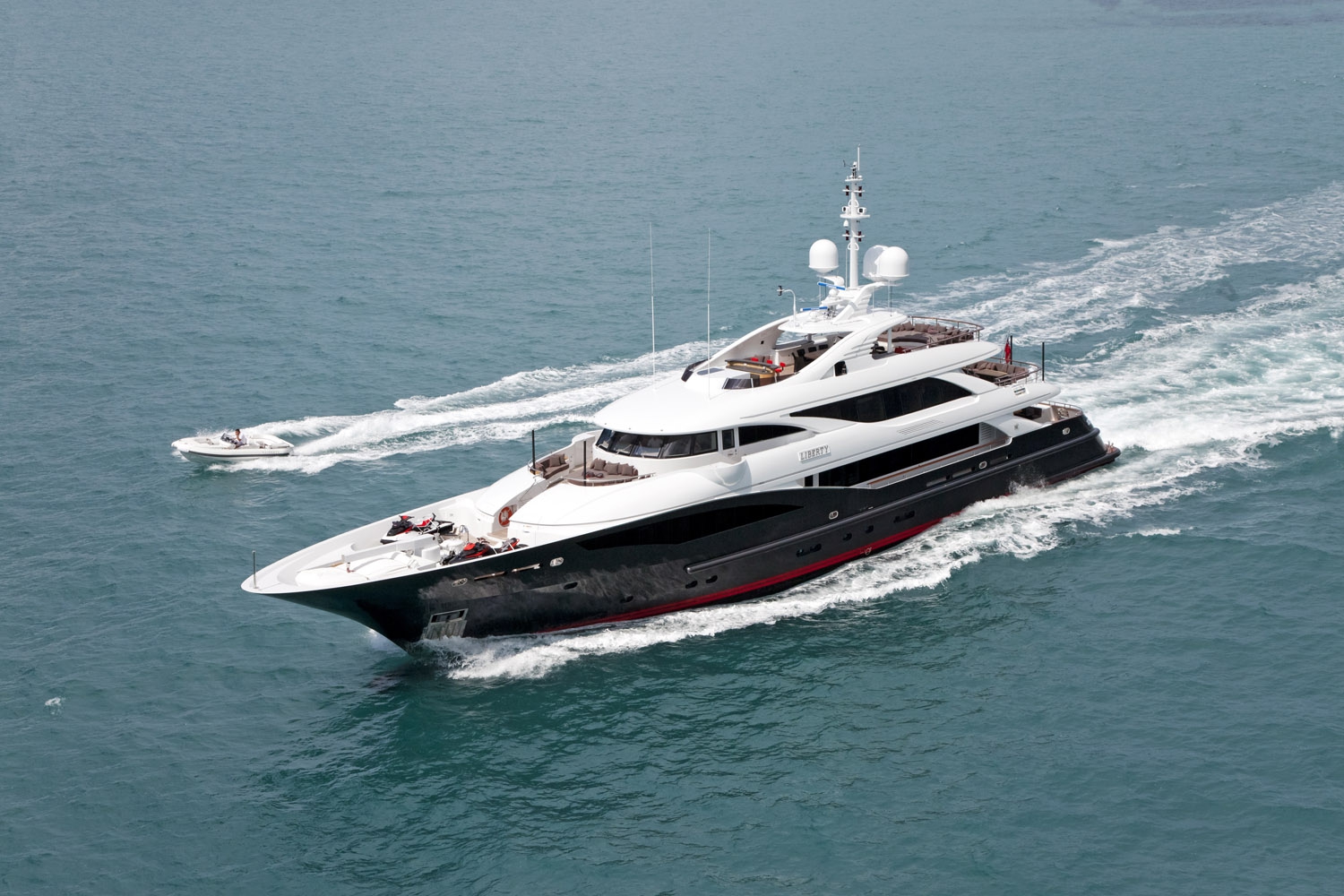 yacht-liberty-ypi-exterior-1.jpg
