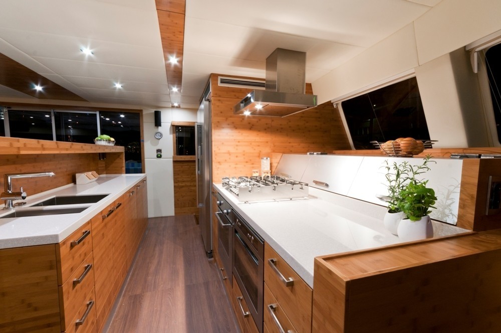 [21m-Yacht-ANINI]-7207-105.jpg