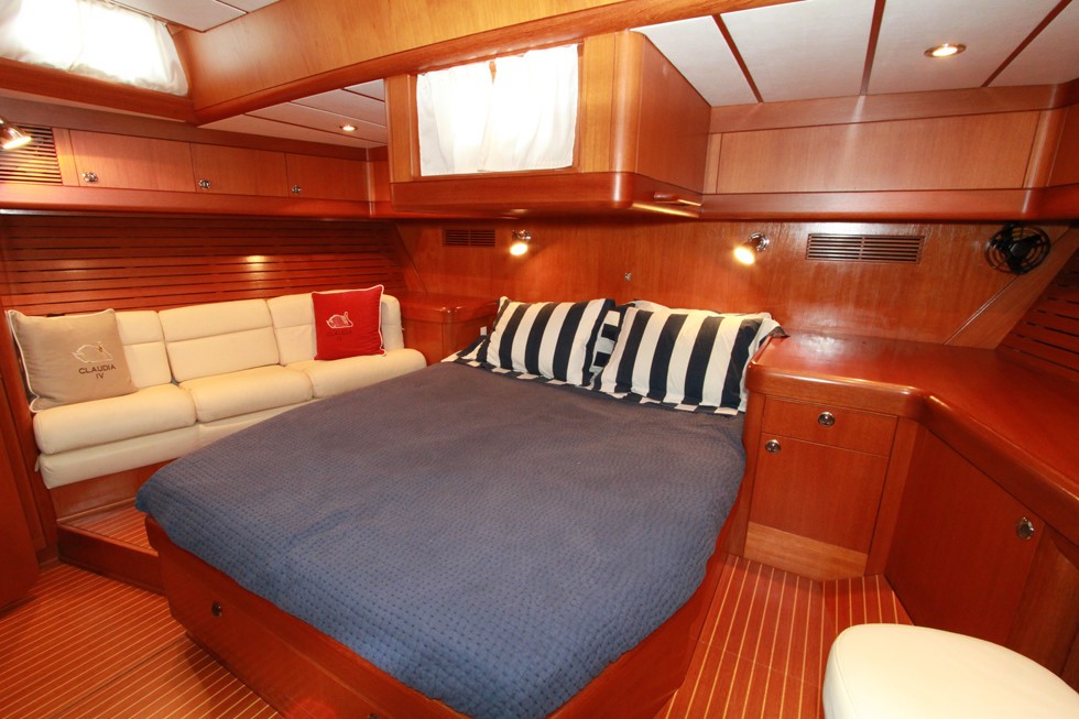 [21m-Yacht-CLAUDIA-IV]-7930-15.jpg