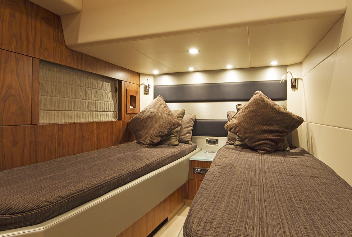 [22m-Yacht-AQUA-BLUE-IRELAND]-7604-25.jpg