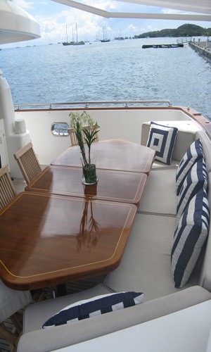 [23m-Yacht-BEYOND-CAPRICORN]-7077-105.jpg